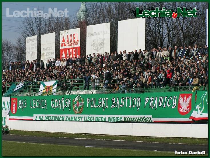 20040403lechia_cartusiakartuzy_014_20120704_1984859021