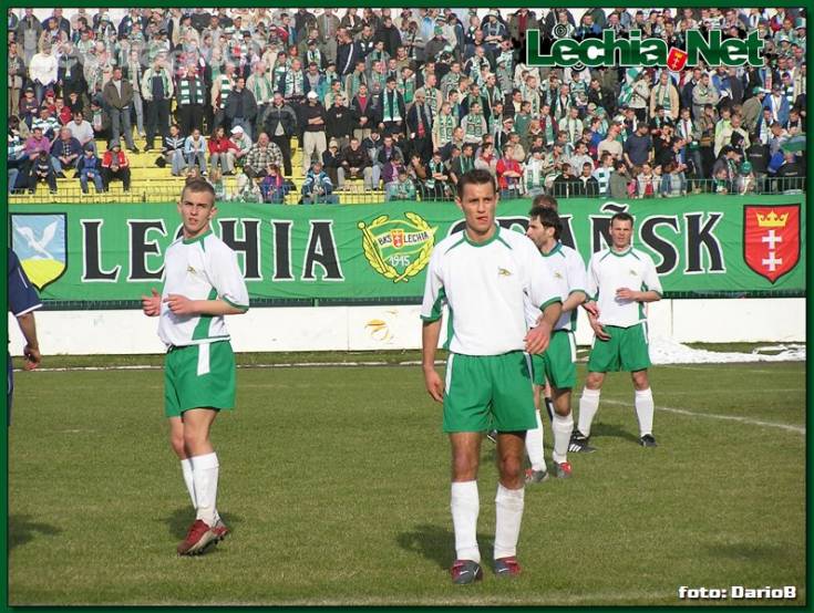 20040403lechia_cartusiakartuzy_084_20120704_1197338632