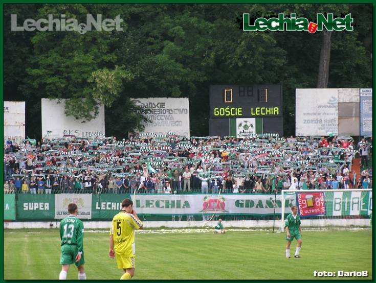 20040623lechia_pomezaniamalbork_043_20120704_1062699187