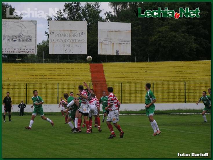 20040803lechia_szczakowiankajaworzno_022_20120704_1126290210