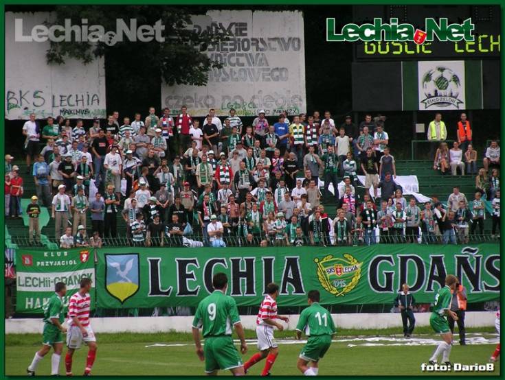 20040803lechia_szczakowiankajaworzno_025_20120704_1946209774