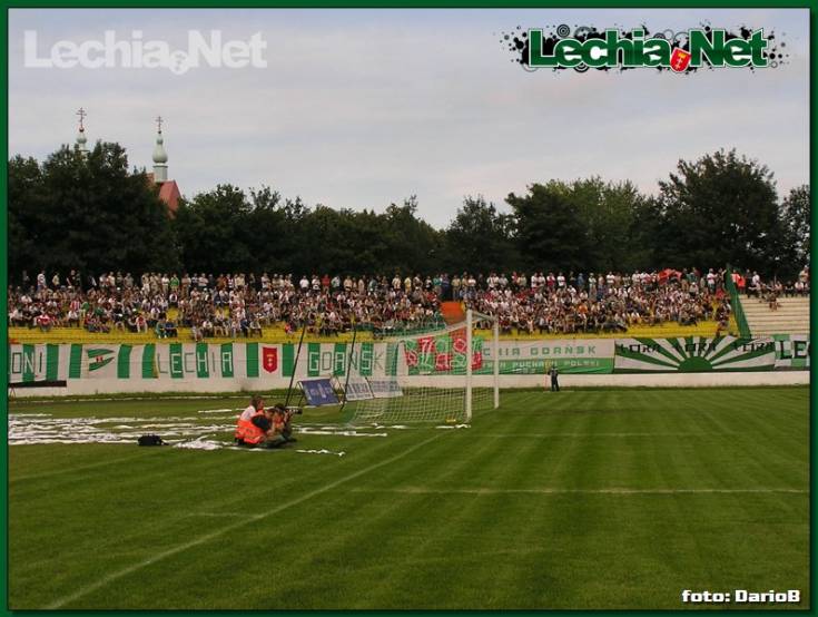 20040803lechia_szczakowiankajaworzno_074_20120704_1760274082
