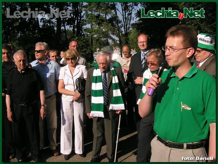 20040806benefismichalaglobisza_021_20120704_1070058569