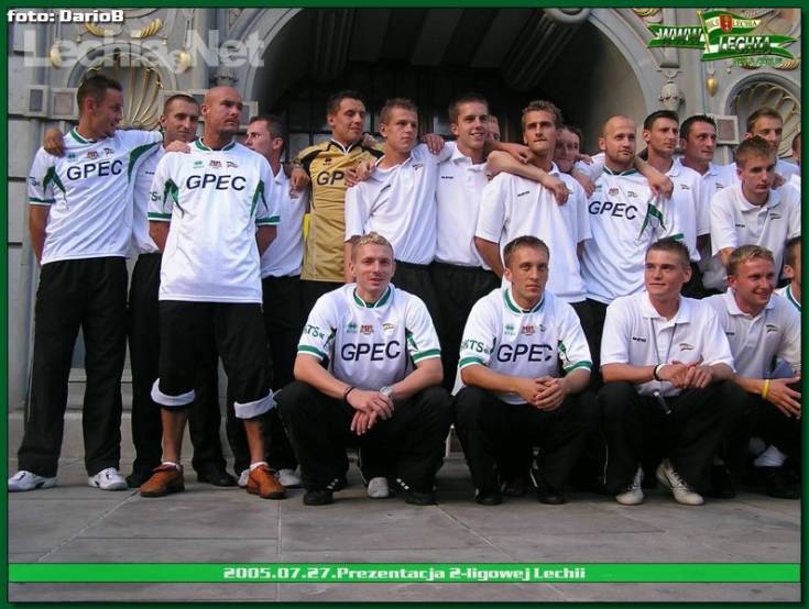 20050727prezentacjadruzyny_019_20120704_1977160850