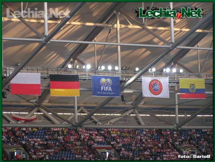 p6090348_20120704_1489649562