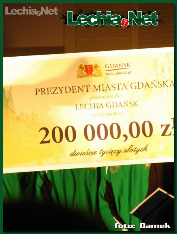 20070307prezentacjalechiiwfashionhouse_27_20120704_1509590558