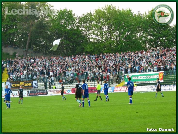 20070513lechia_miedzlegnica_53_20120704_1567542659