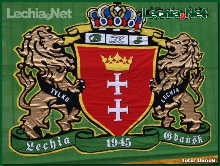 20080518lechia_zniczproszkow_001_20120704_1067219555