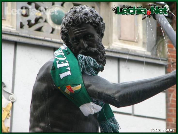 20080518lechia_zniczpruszkow_01_20120704_1592063546