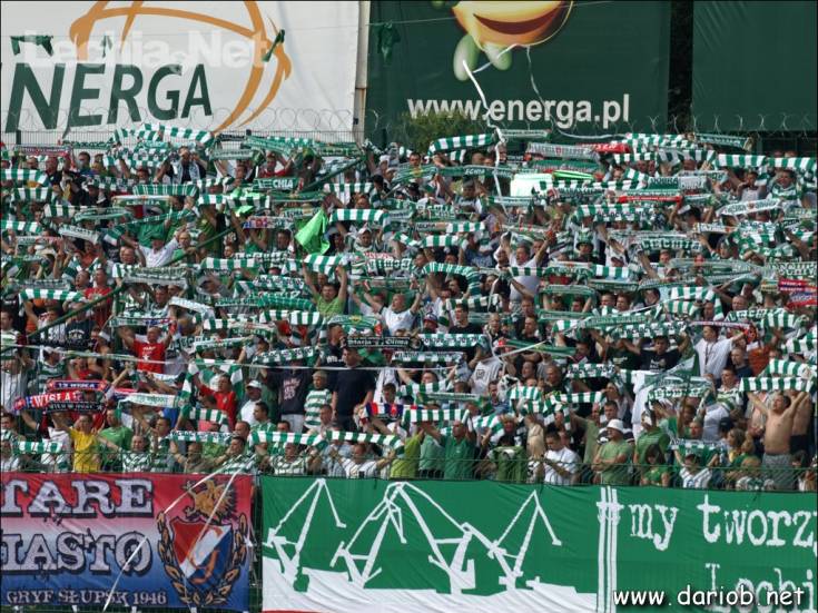 db241028_20120711_1954809411