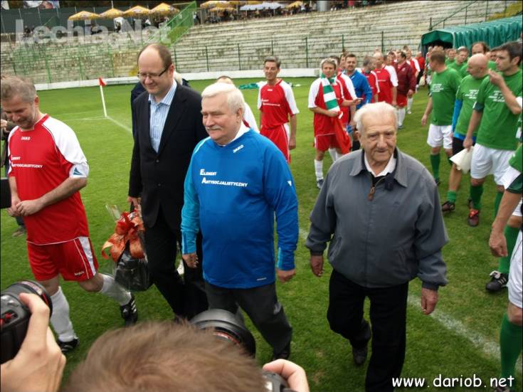 db281756_20120711_1748010393