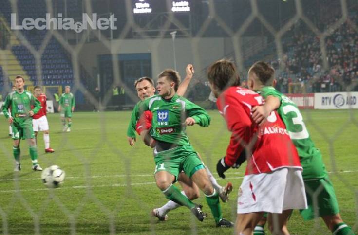 033_20120711_1839297253