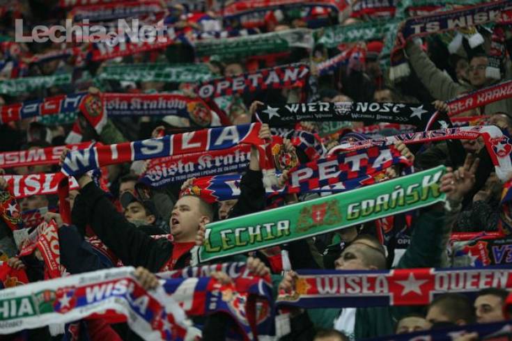 051_20120711_2032361389