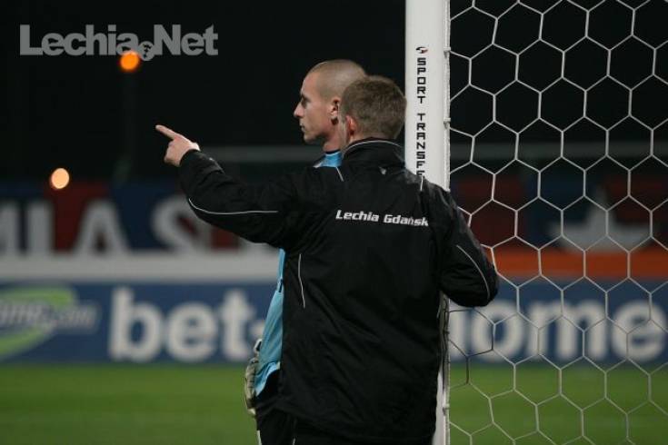 089_20120711_1717444954