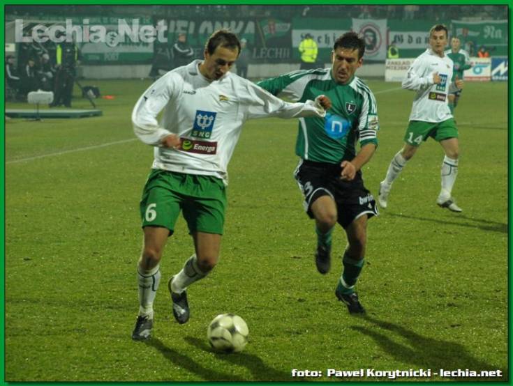 pb285005_20120711_1850344401