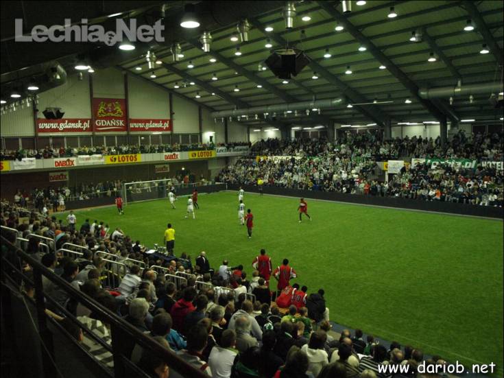 db304379_20120711_1068416992