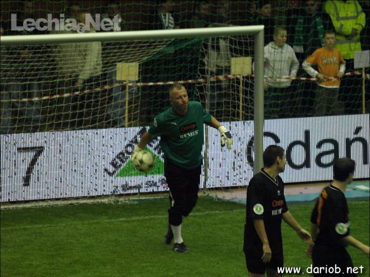 db304394_20120711_1628945636