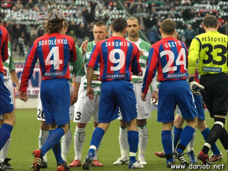 db226261_20120711_1943544109