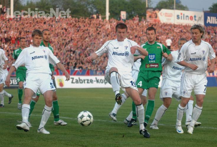 44_20120711_2076097603