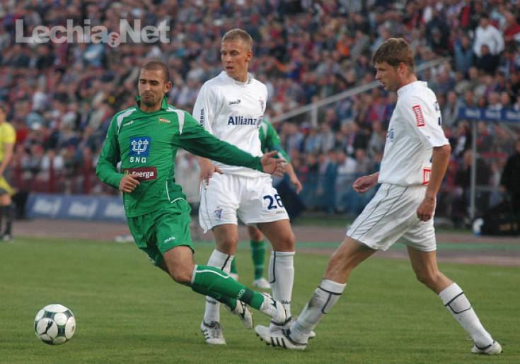 52_20120711_1834481952