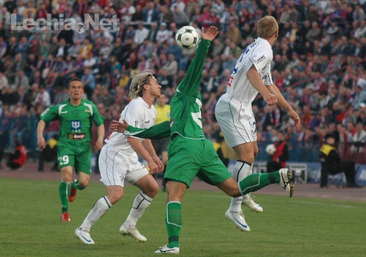 54_20120711_1575625468