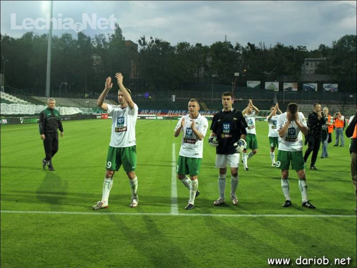 db088209_20120712_1836536839