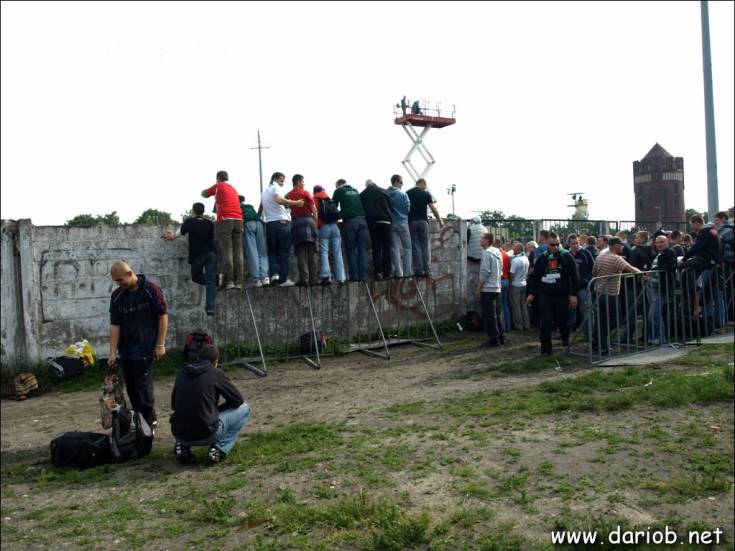 db308822_20120712_1379118856