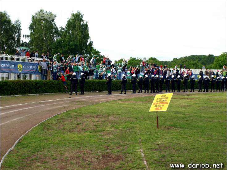 db309000_20120712_1261145087