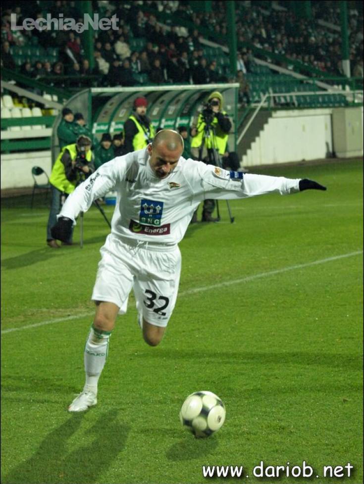 db115439_20120715_2056646725