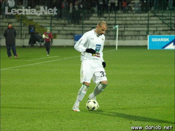 db115443_20120715_1946571655