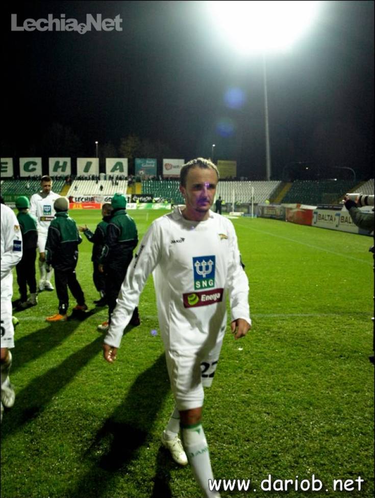 db115459_20120715_1522762155