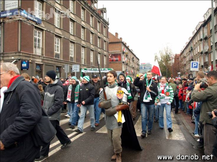 db115162_20120715_1685327675