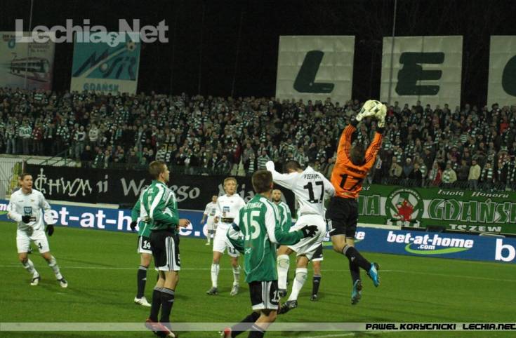 pb217860_20120715_1875608634