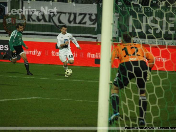 pb217912_20120715_1893671581