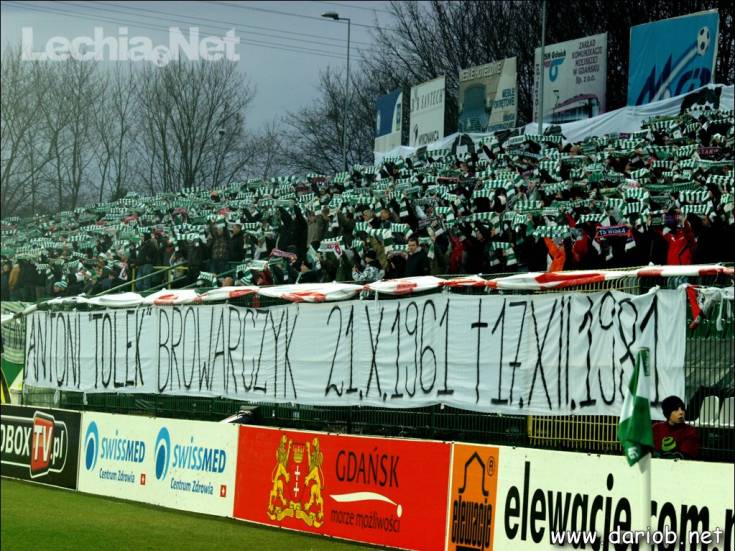 db128762_20120715_1118076236