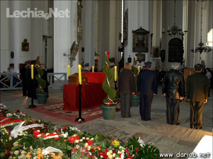 db201284_20120715_1585123000