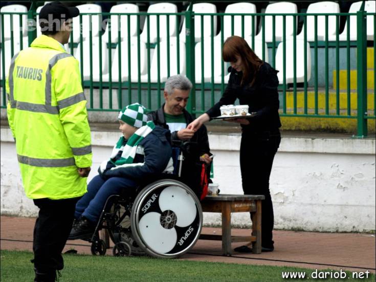 db151992_20120715_2006347818