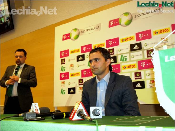 08_20120717_1697325904