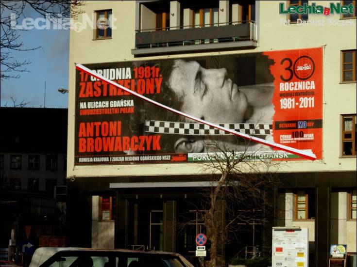 db090851_20120717_1706283031