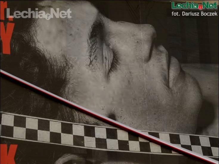 db090855_20120717_1059990101