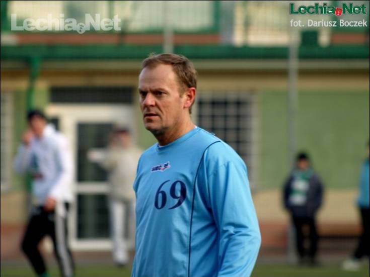 db010981_20120718_1828914625