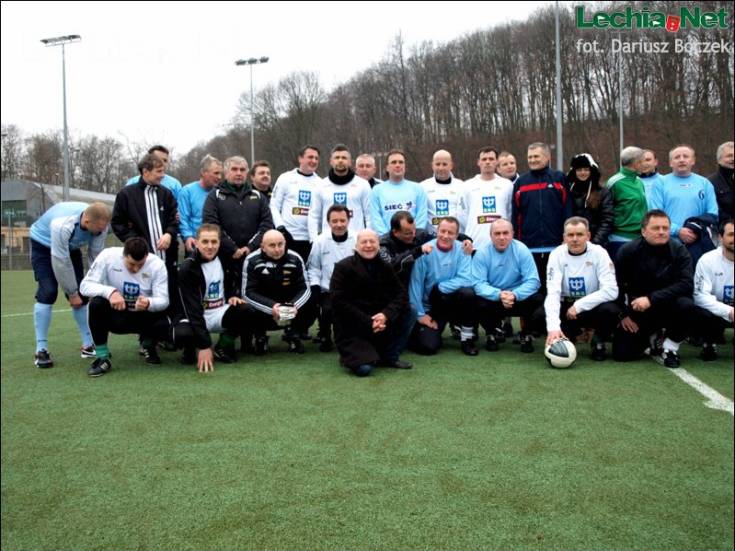 db011048_20120718_1928179479