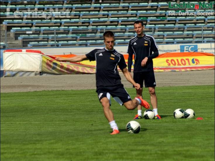 db103553_20120718_1060694050