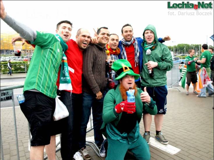 db144291_20120718_1797196081