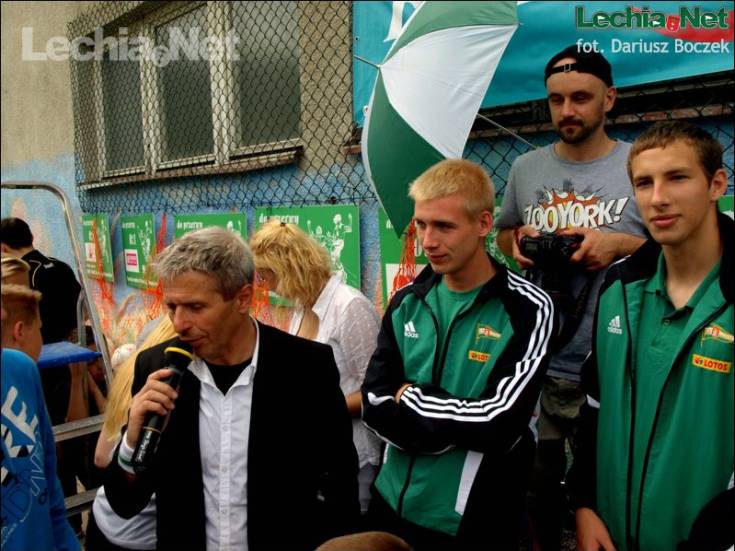 db164464_20120718_1069523229