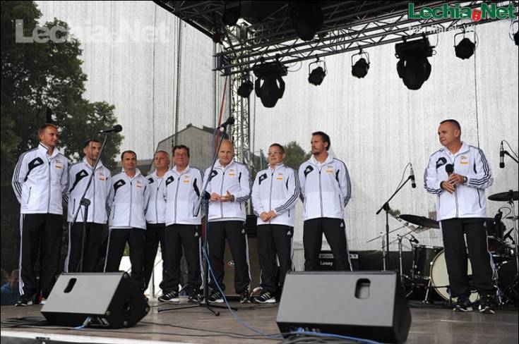 20120813_185832_20120925_2019599229