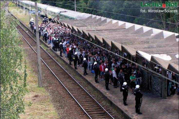 p1010179_20120925_1966436786