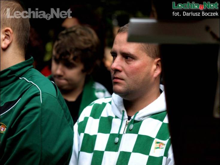 db217266_20120925_1327174394