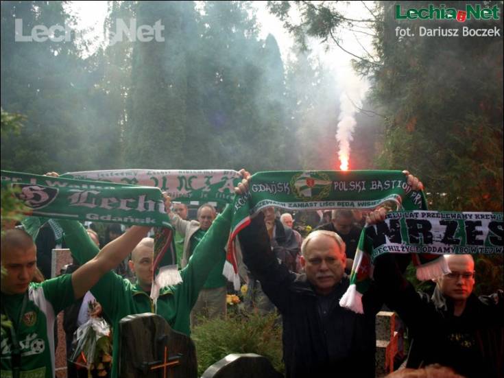 db217279_20120925_1654438109