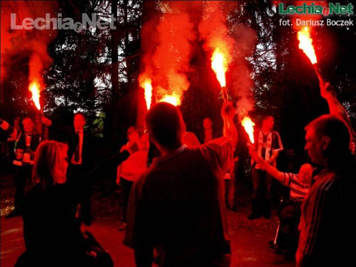 db217322_20120925_1509306312